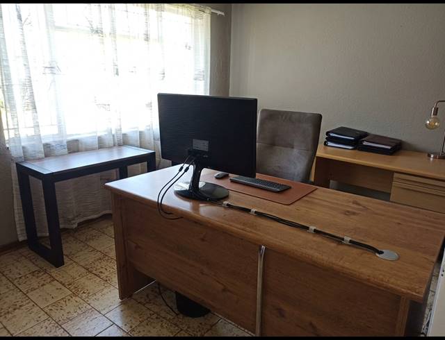 4 BEDROOM HOUSE TO LET IN NELSONIA